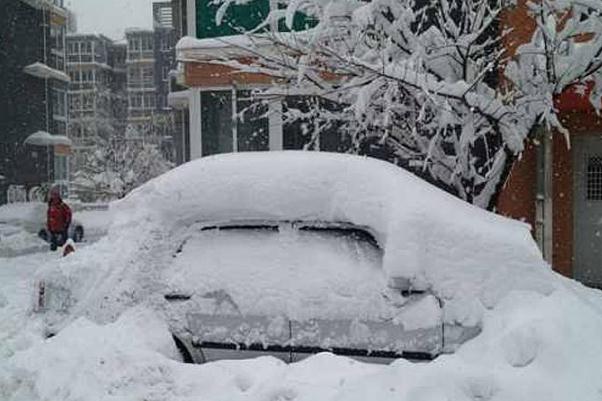 积雪破历史极值湖南今冬为何多雪 积雪是怎么形成的