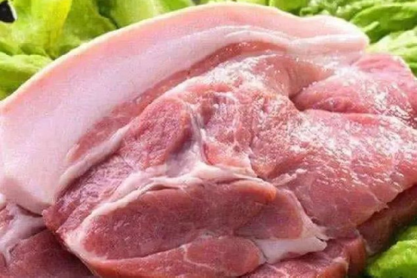 三四月猪价或跌至每斤6元谷底 猪肉盖红章和蓝章的区别