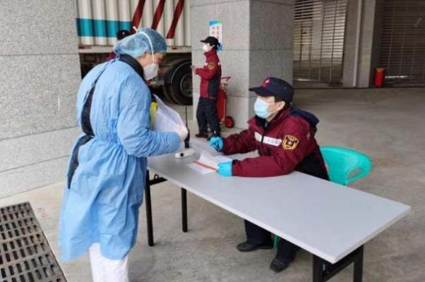 哈尔滨援建方舱医院人员检出阳性 方舱医院的出现意味什么