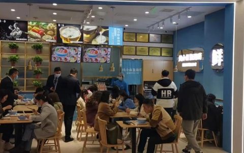 46平方小店坪效是麦当劳10倍，炖小白鱼汤面靠什么创造奇迹？，具体是什么情况？