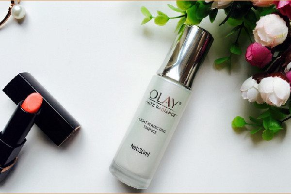 olay小白瓶要避光使用吗 olay小白瓶怎么打开盖子