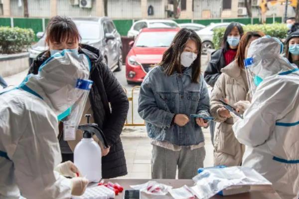 男子染奥密克戎康复20多天仍无味觉 新冠肺炎失去味觉会恢复吗