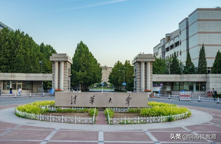 2022年SIR中国大学排名发布，川大进入前十，中科大又是第十七