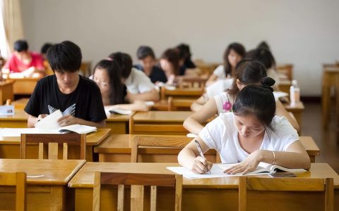 大学生毕业后要知道“用处不大”的四证，不要浪费精力。